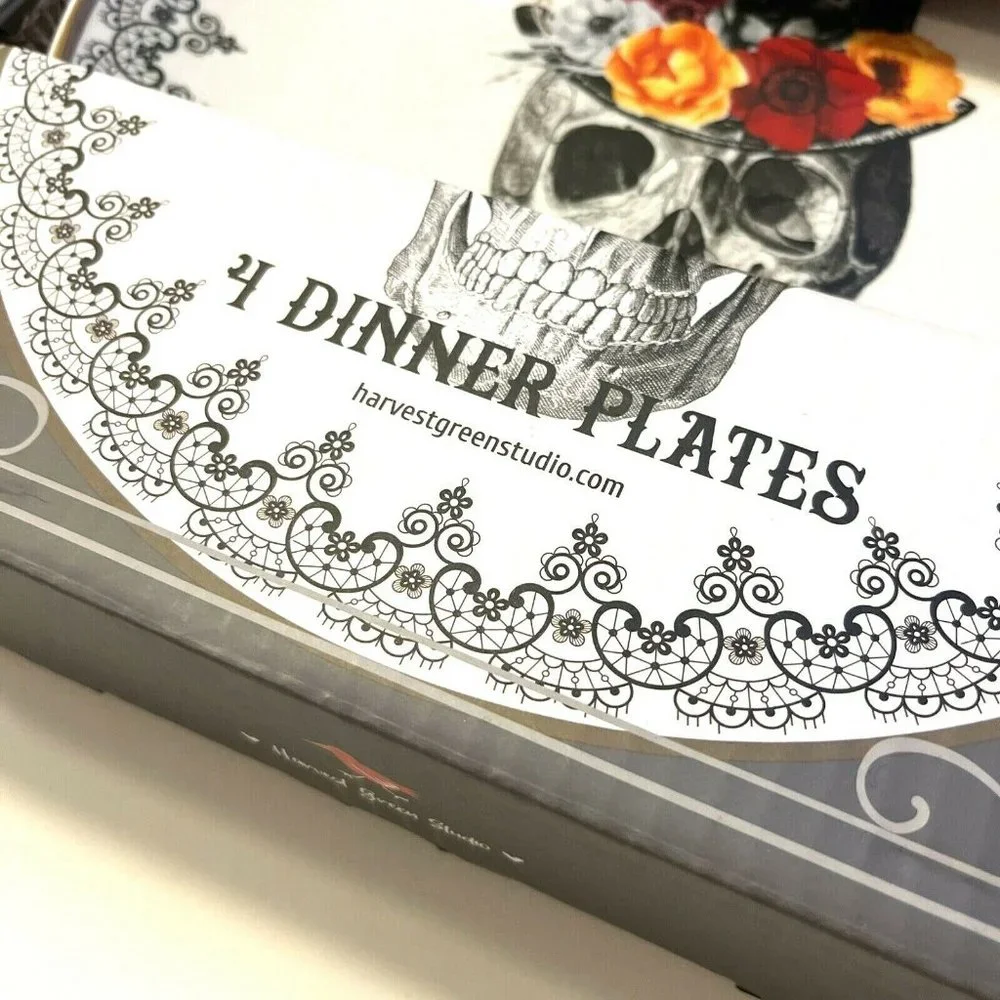 NIB Harvest Green Studio 4pc Halloween Skull Dinner Plates 10